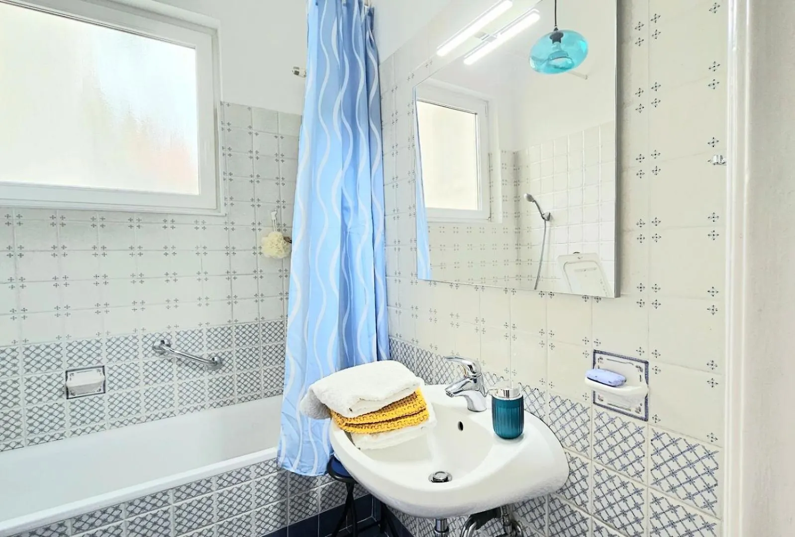 Budaspice Apartman At Gellert - Aircon & Free Parking Budapest Apartment